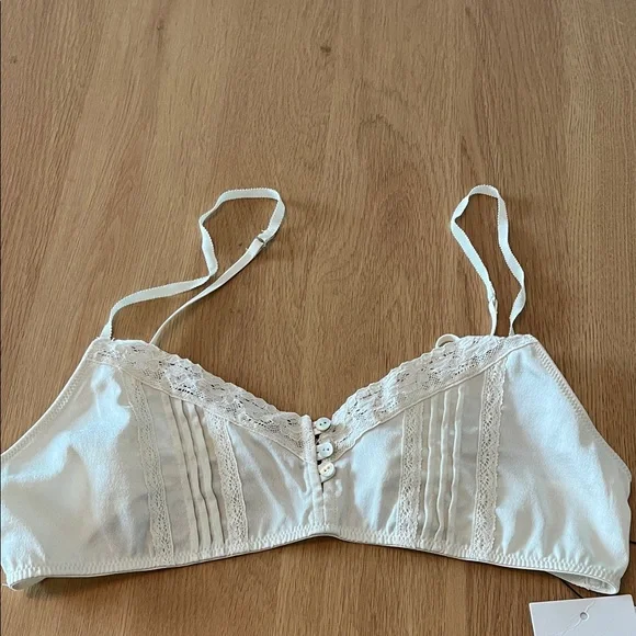 Zara Cream Lace-Trim Bralette with Pintuck & Button Detail - Picture 2 of 4
